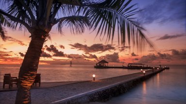 Ari Atoll, Maldives - desktop wallpaper