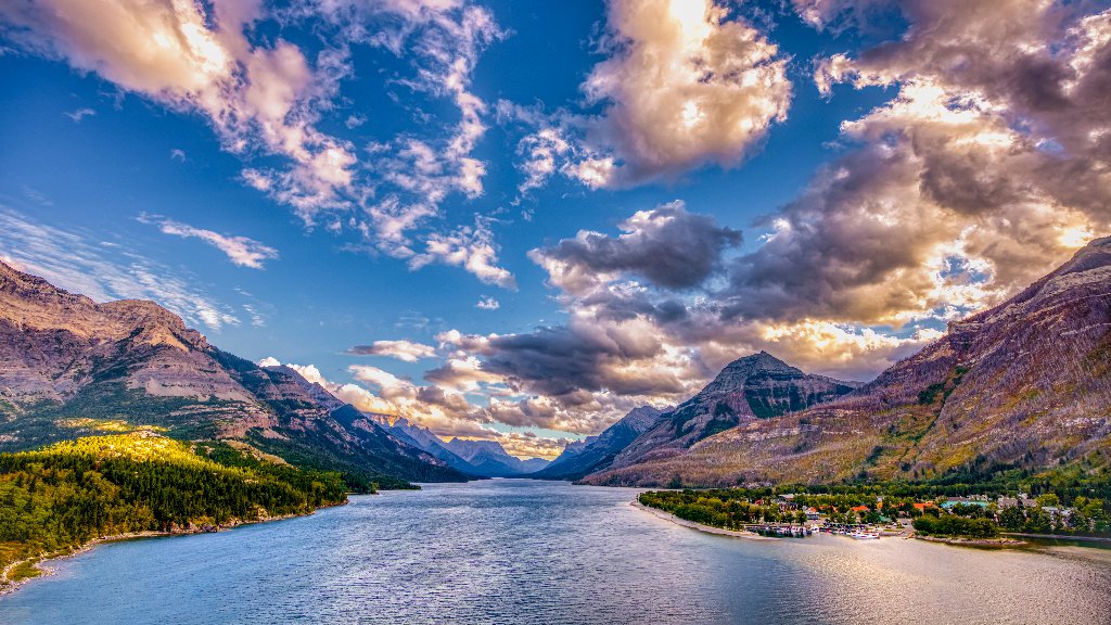 UNESCO Site, Waterton Lakes NP, Canada - desktop wallpaper