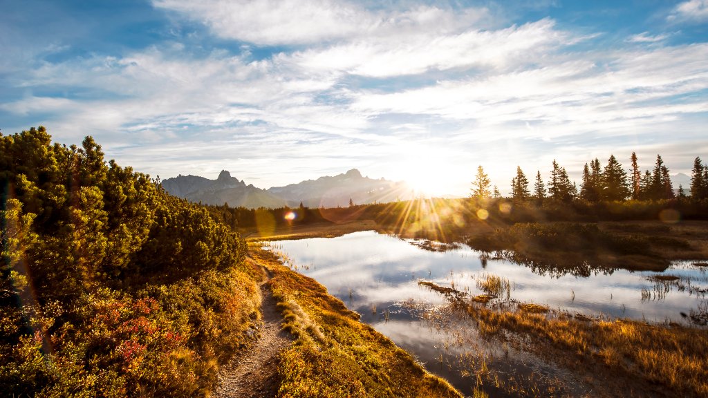 Lake Schwarze, Austria - desktop wallpaper