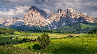 Sasso Lungo and Sasso Piatto Mountains, Italy - desktop wallpaper