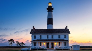 Bodie Island Lighthouse, Cape Hatteras, NC - desktop wallpaper