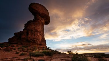Balanced Rock at Dusk, Arches National Park, Utah - desktop wallpaper