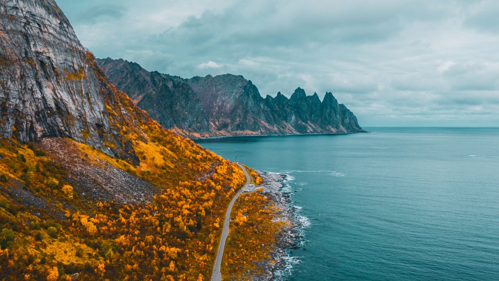 Mefjorden, Norway - desktop wallpaper