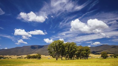 Keegans Bridge and Streamside Reserve, Victoria, Australia - desktop wallpaper