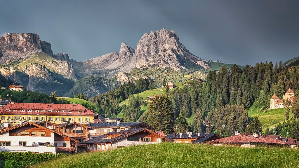 UNESCO Site, Dolomites, Italy - desktop wallpaper