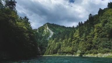 Dunajec River, Slovakia - desktop wallpaper