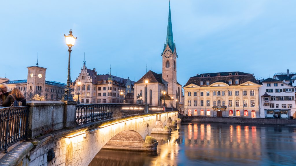 Fraumunster Church, Zurich, Switzerland - desktop wallpaper