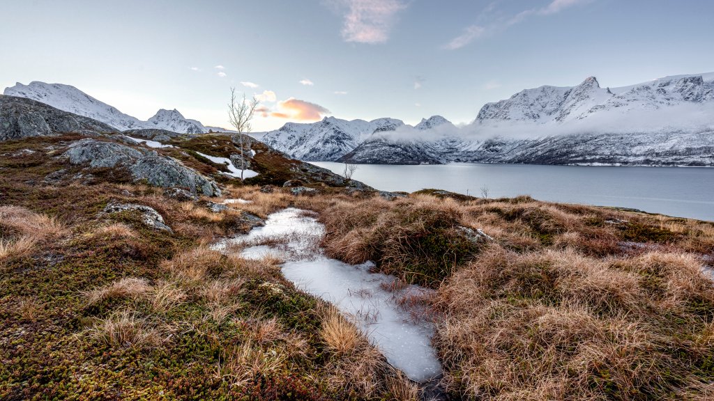Oksfjord, Norway - desktop wallpaper