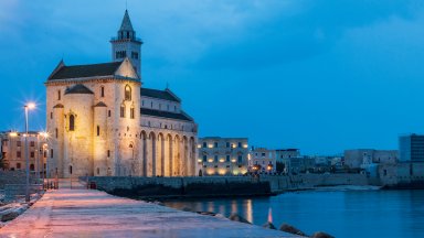 San Nicola Pellegrino Cathedral, Trani, Italy - desktop wallpaper