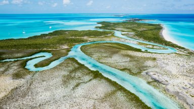 Aerial View of Shroud Cay, Exuma Cays, Bahamas - desktop wallpaper