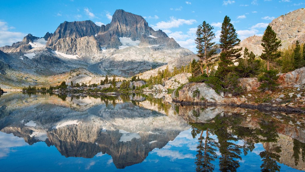 Mt Ritter, Banner PK, Garnet Lake, Inyo Nat Forest, CA - desktop wallpaper