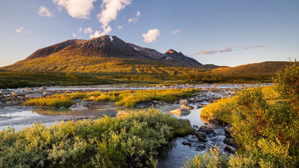 Akka Mountain Range, Sarek NP, Sweden - desktop wallpaper