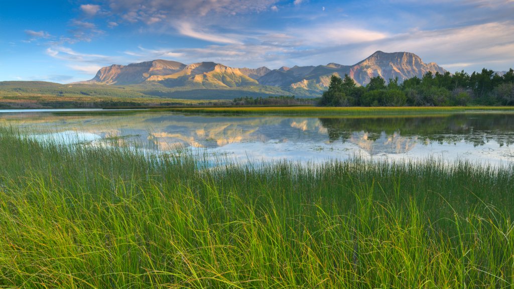 Maskinonge Lake, Sofa Mountain, Waterton Lakes NP, Canada - desktop wallpaper