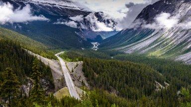 Icefields Parkway, Banff National Park, Canada - desktop wallpaper