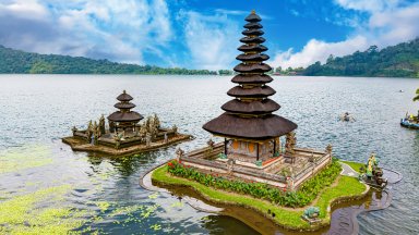 Ulun Danu Beratan Temple,  Lake Beratan, Bali - desktop wallpaper
