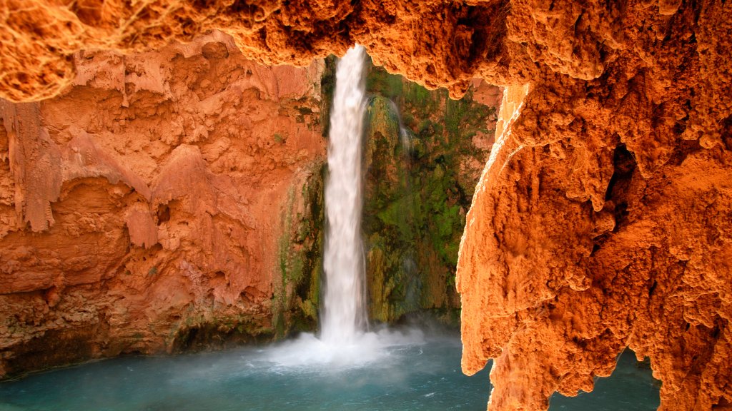 Mooney Falls, Havasu Canyon, Arizona - desktop wallpaper