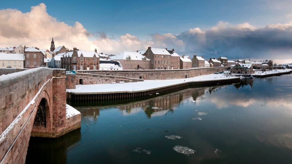 Berwick-upon-Tweed, Northumberland, UK - desktop wallpaper