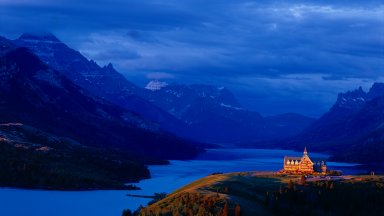 Prince of Wales Hotel, Wateron Lakes National Park, Alberta, Canada - desktop wallpaper