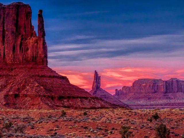 Monument Valley Navajo Tribal Park, Arizona - desktop wallpaper