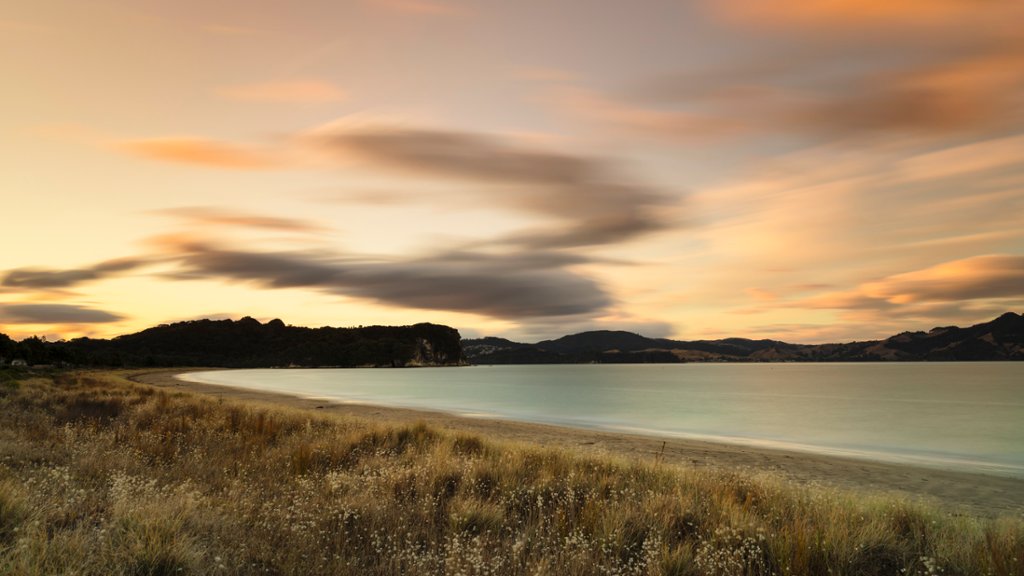 Cooks Beach, New Zealand - desktop wallpaper
