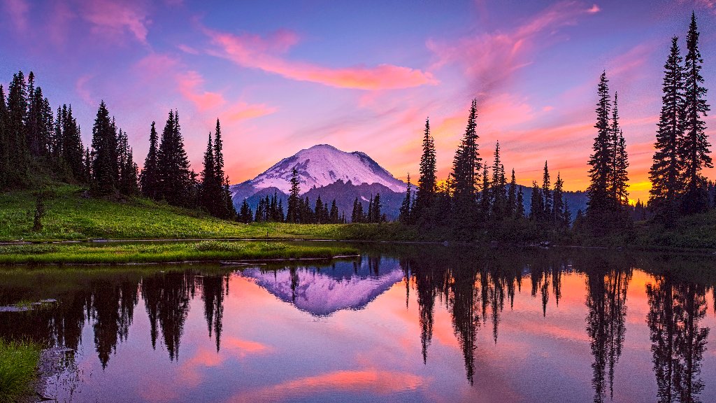 Tipsoo Lake, Mt. Rainier NP, WA - desktop wallpaper