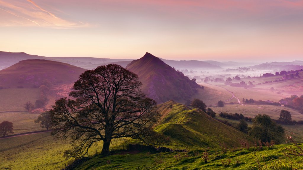 Chrome Hill, Peak District National Park, UK - desktop wallpaper