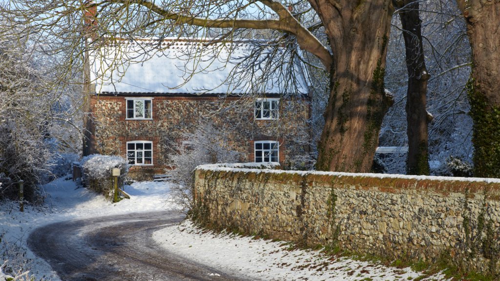 Surlingham, Norfolk, UK - desktop wallpaper