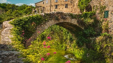 Humpback Bridge, Dolcedo, Italy - desktop wallpaper