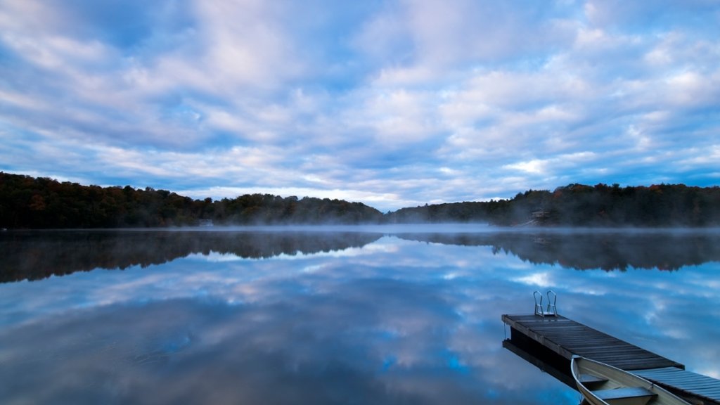Horseshoe Lake, Ontario, Canada - desktop wallpaper