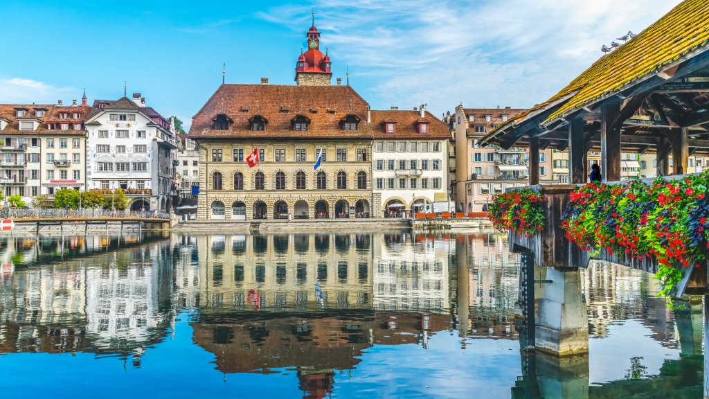 Lucerne, Switzerland - desktop wallpaper