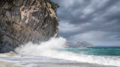 Cala Luna, Sardinia, Italy - desktop wallpaper