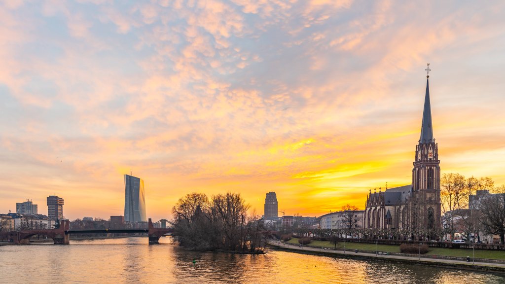 River Main, Frankfurt, Germany - desktop wallpaper