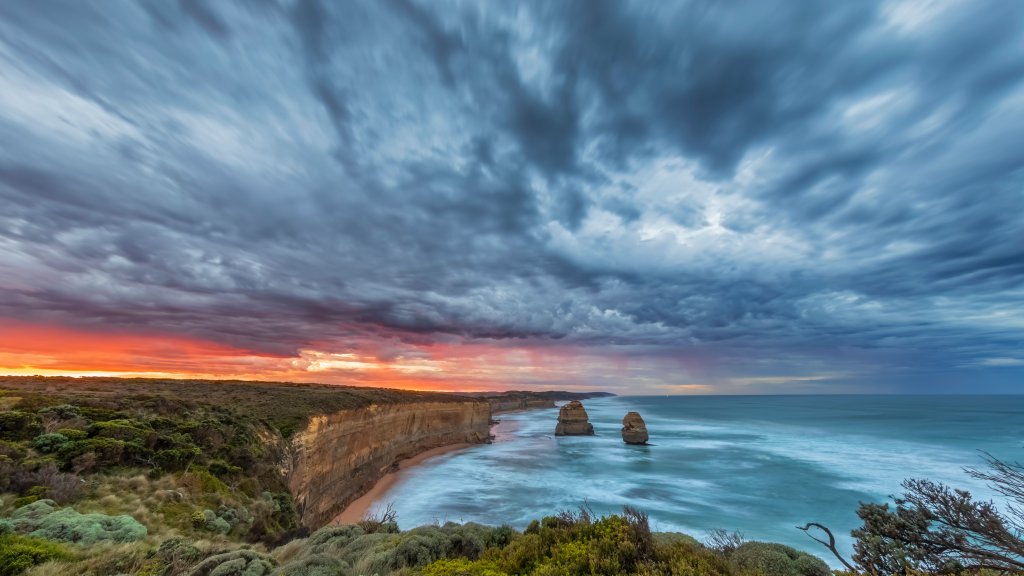 Twelve Apostles and Gibson Steps, Port Campbell NP, AU - desktop wallpaper