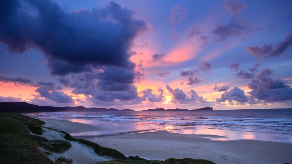 Dusky Track, South Island, New Zealand - desktop wallpaper