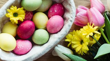 Colorful Eggs and Flowers - desktop wallpaper