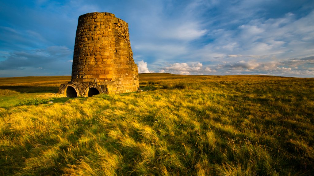 Old Smelting Flue, Dryburn Moor, UK - desktop wallpaper
