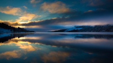 Loch Lochy, Scotland - desktop wallpaper